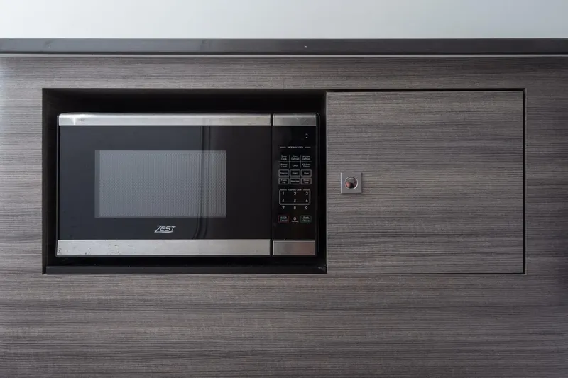 Slide: The Image of Aviara AV36 OB 2023 - 5098179