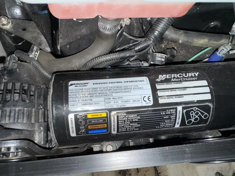 Slide: The Image of Sea Ray 280 Sundancer 2010 - 5098327