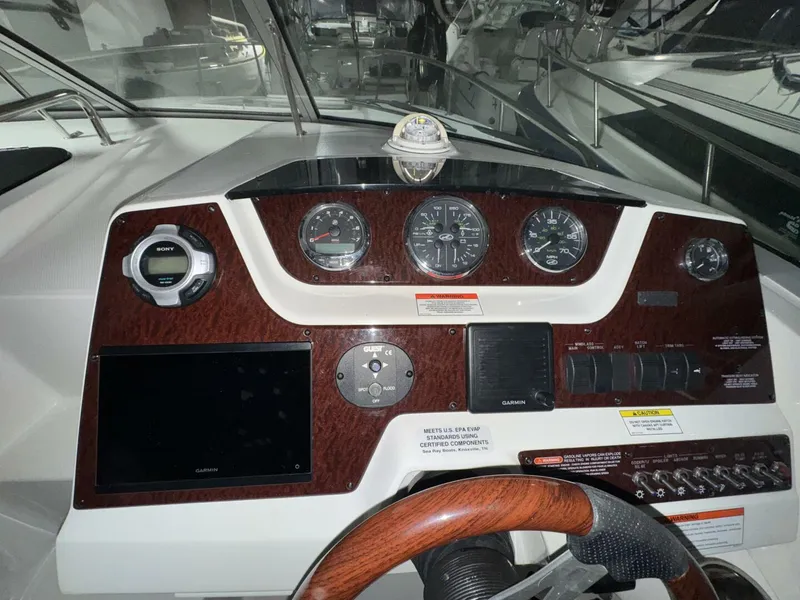 Slide: The Image of Sea Ray 280 Sundancer 2010 - 5098310