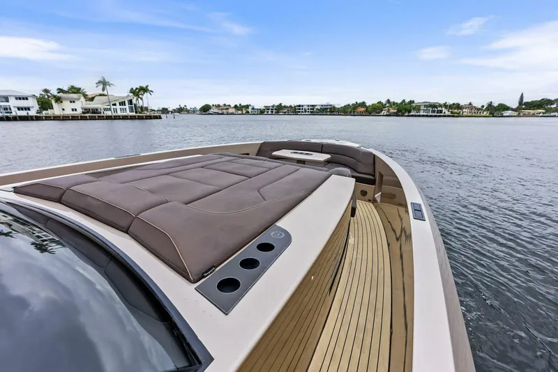 Slide: The Image of Vanquish Yachts VQ45 2022 - 5877472