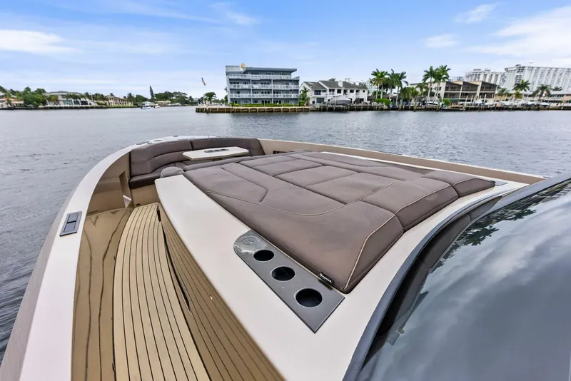 Slide: The Image of Vanquish Yachts VQ45 2022 - 5877474