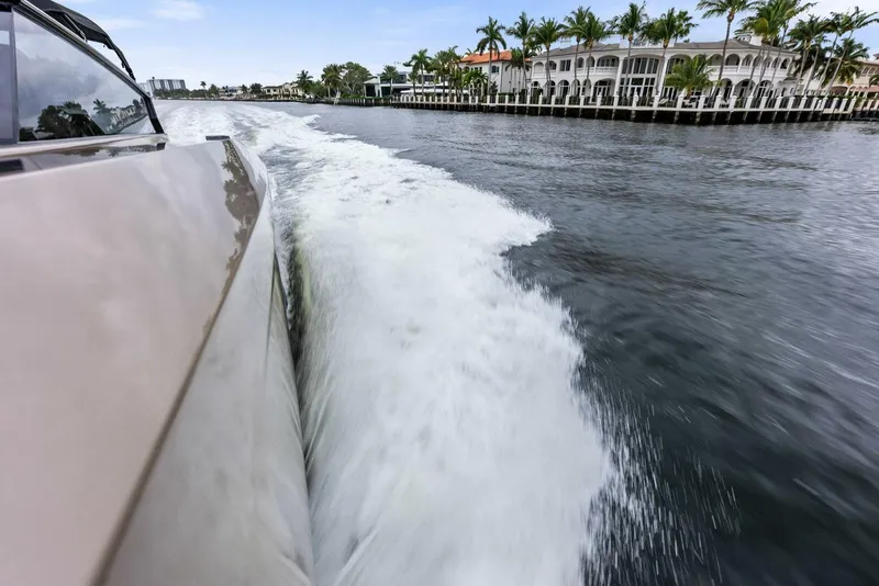 Slide: The Image of Vanquish Yachts VQ45 2022 - 5877476