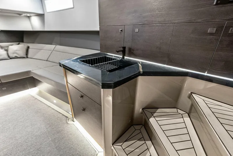 Slide: The Image of Vanquish Yachts VQ45 2022 - 5877485