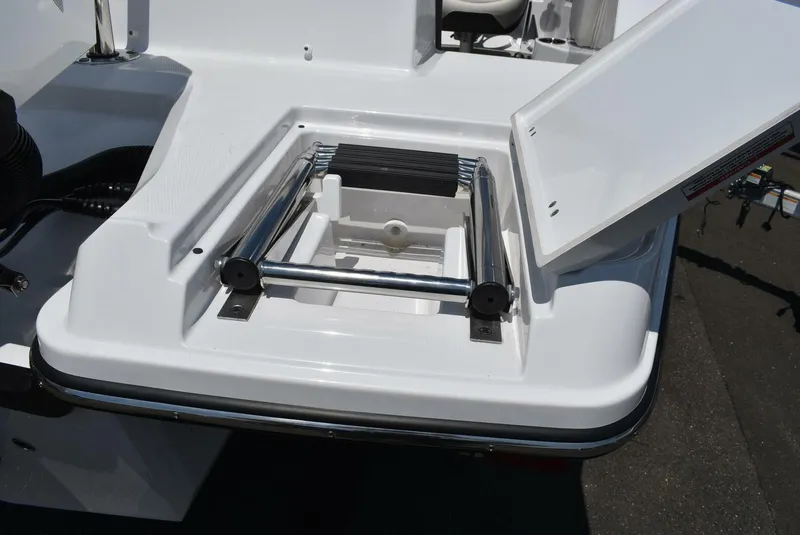 Slide: The Image of Monterey M-205 2025 - 5099376