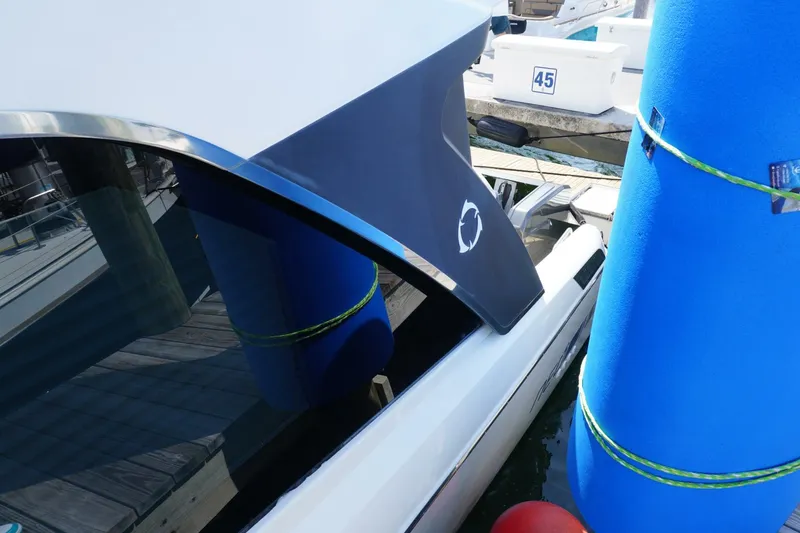 Slide: The Image of Greenline Neo 2019 - 5099661