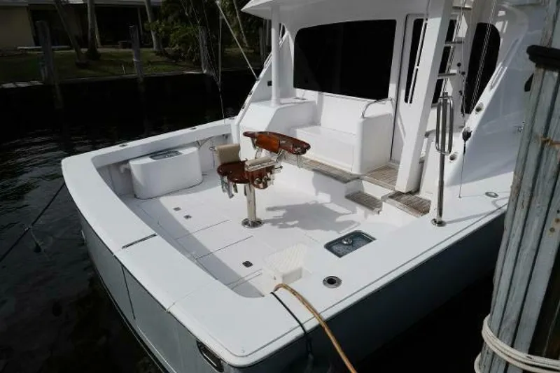 Slide: The Image of Viking 52 Convertible 2005 - 5100773