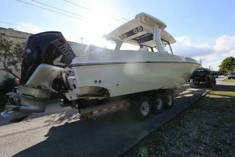 Slide: The Image of Fountain 38 SCX 2023 - 5100848