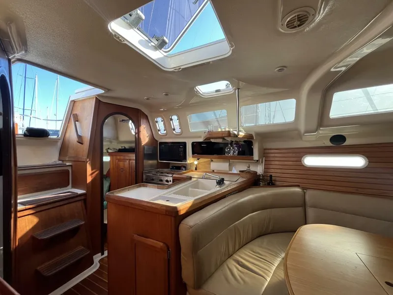 Slide: The Image of Hunter 336 1996 - 5137670