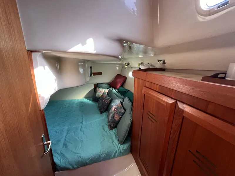 Slide: The Image of Hunter 336 1996 - 5137675