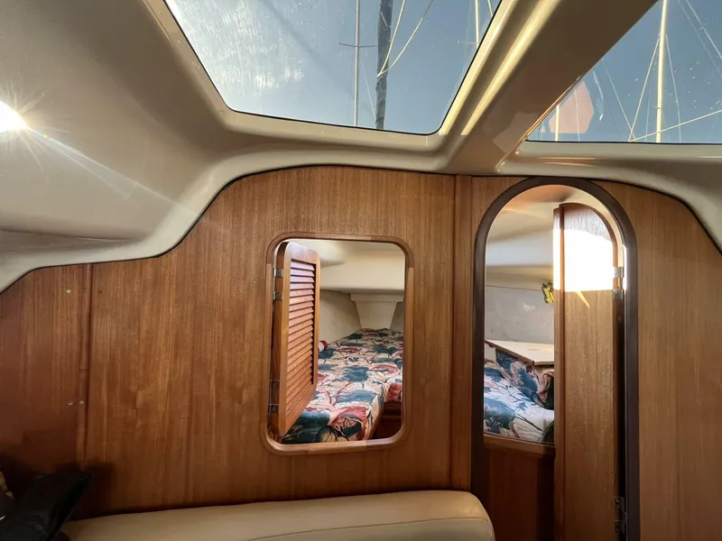 Slide: The Image of Hunter 336 1996 - 5137678