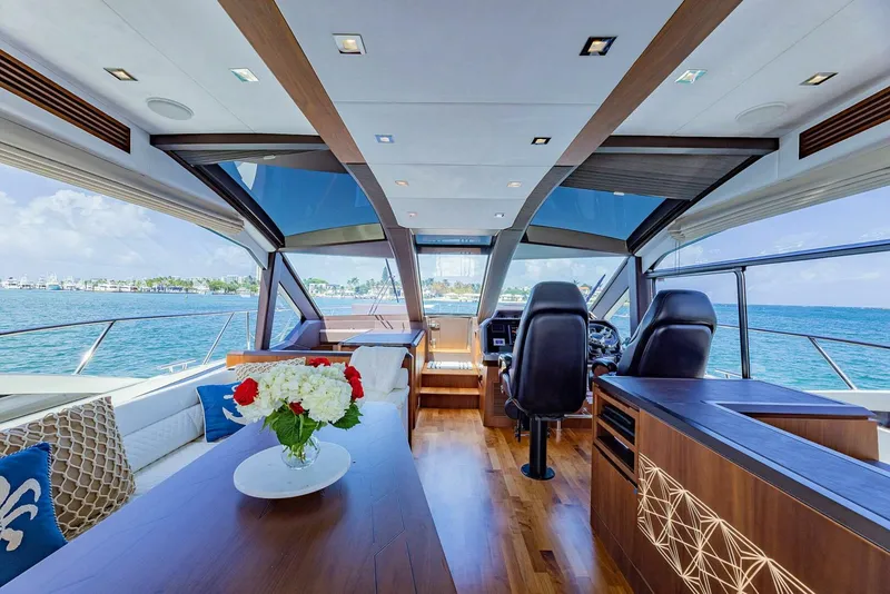 Slide: The Image of Galeon 640 Fly 2019 - 5850630