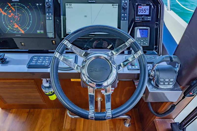 Slide: The Image of Galeon 640 Fly 2019 - 5850482