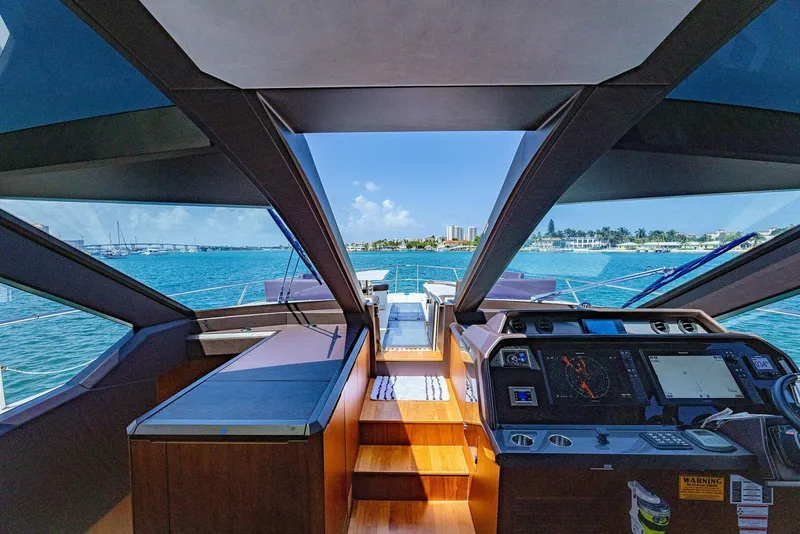 Slide: The Image of Galeon 640 Fly 2019 - 5850474