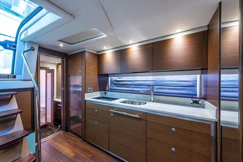 Slide: The Image of Sea Ray 470 Sundancer 2014 - 5102595