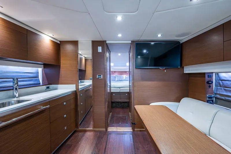 Slide: The Image of Sea Ray 470 Sundancer 2014 - 5102601