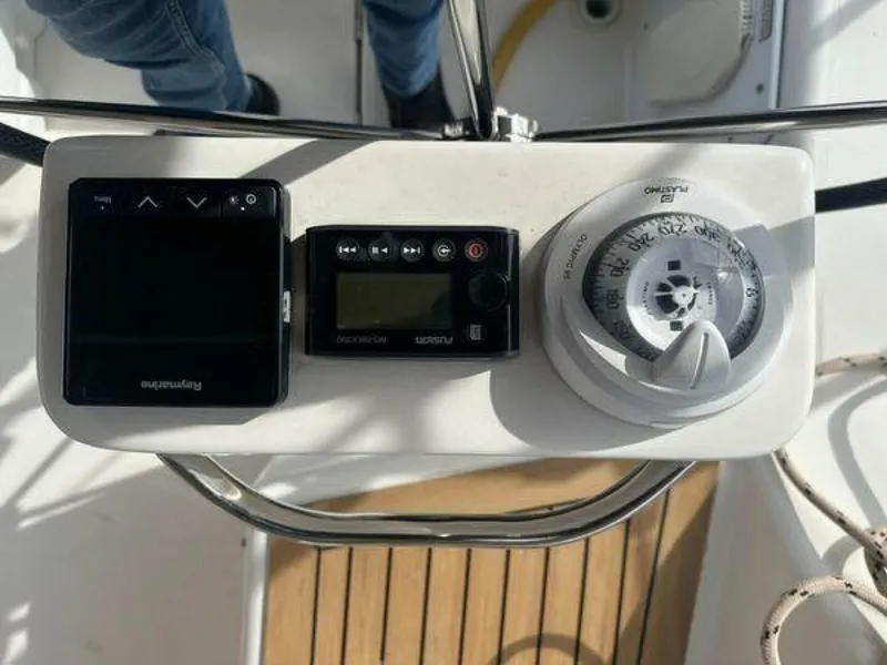 Slide: The Image of Dufour 430 2022 - 5103894