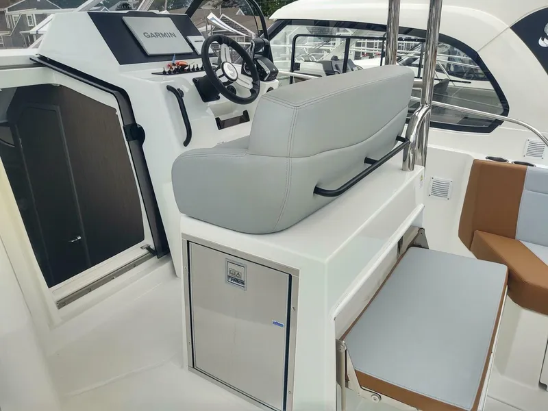 Slide: The Image of Beneteau Flyer 9 SUNdeck 2023 - 5103600