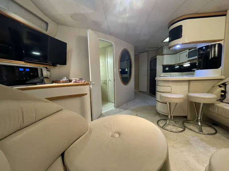 Slide: The Image of Salon - 5105085