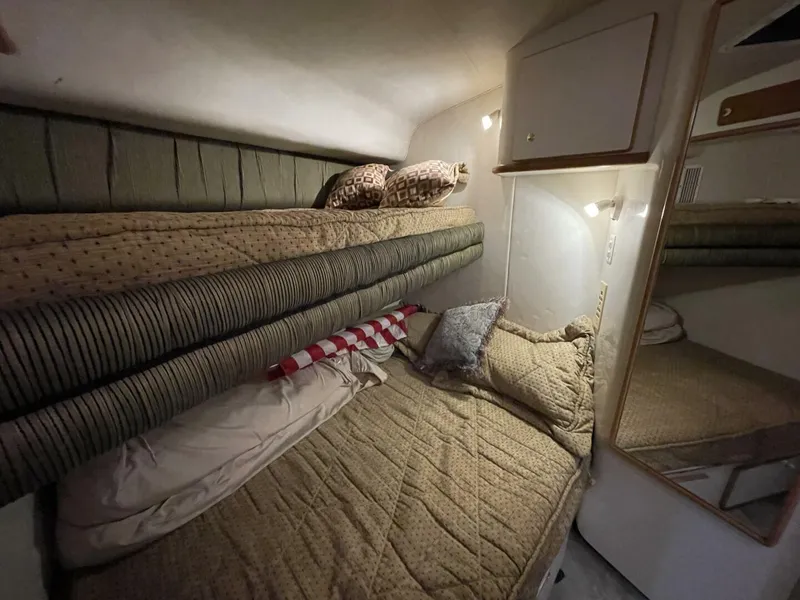 Slide: The Image of Bunk Berth - 5105090