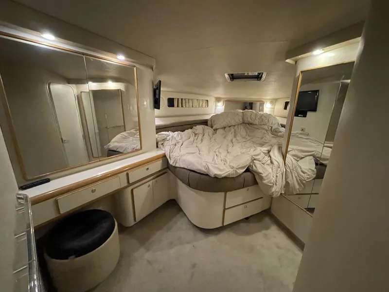 Slide: The Image of Master Stateroom - 5105091