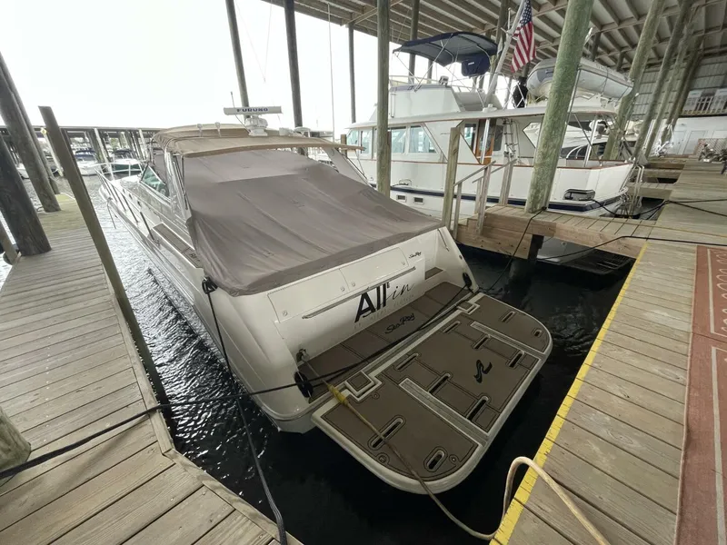 Slide: The Image of Hydraulic Swimplatform - 5105078