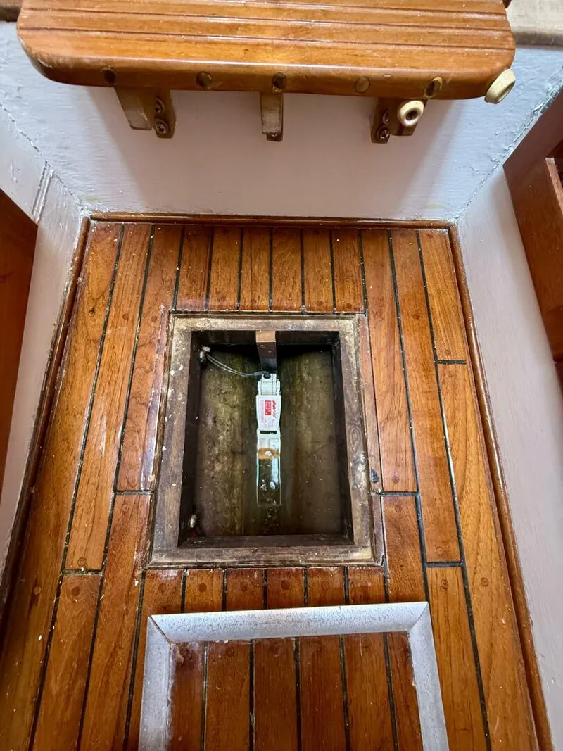 Slide: The Image of Dyer 29 1978 - 5105762