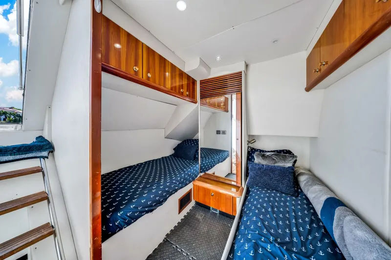 Slide: The Image of 2003 Sunseeker 150 GT - Cabin 2003 Sunseeker 150 GT " SO WHAT WHO CARES" - 5106185