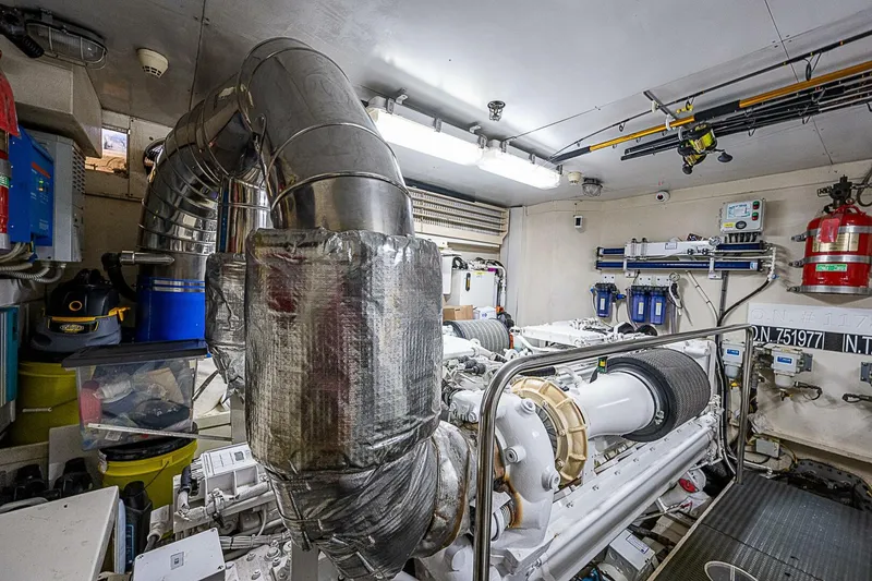 Slide: The Image of Ferretti 830 2006 - 5123361