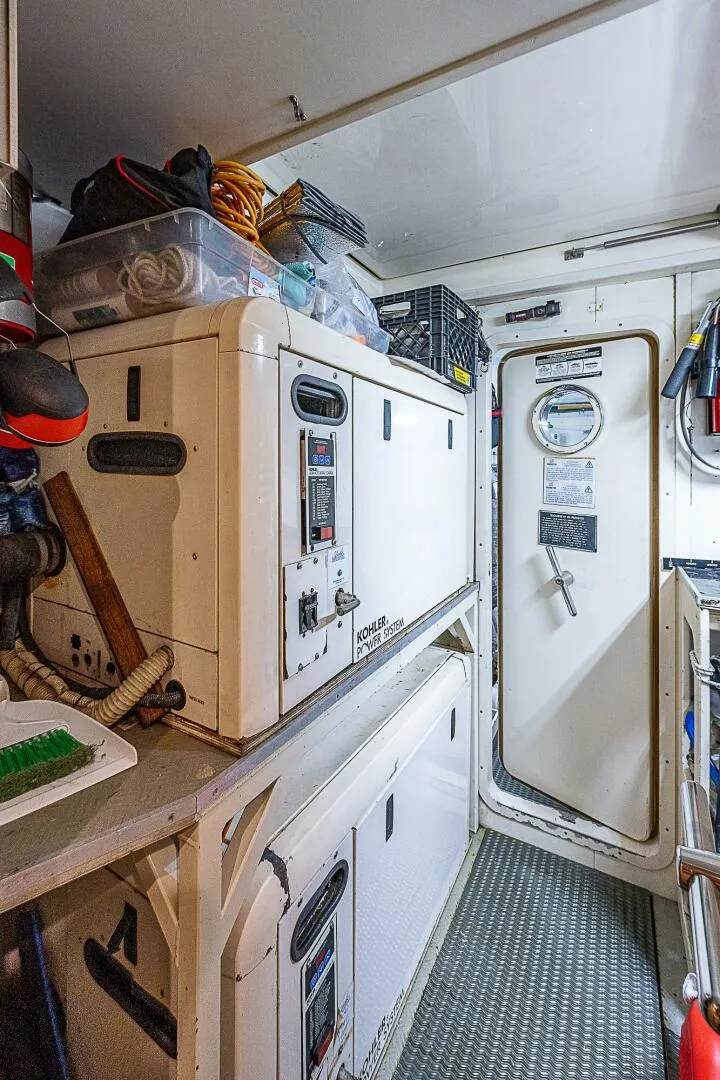 Slide: The Image of Ferretti 830 2006 - 5123365