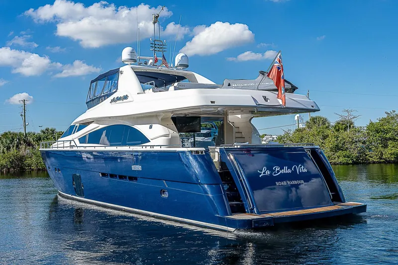 Slide: The Image of Ferretti 830 2006 - 5123051