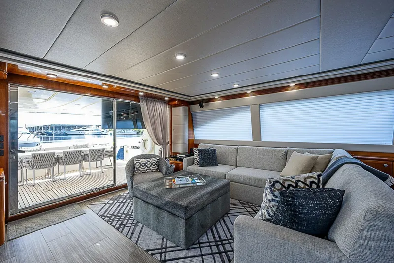 Slide: The Image of Ferretti 830 2006 - 5123096