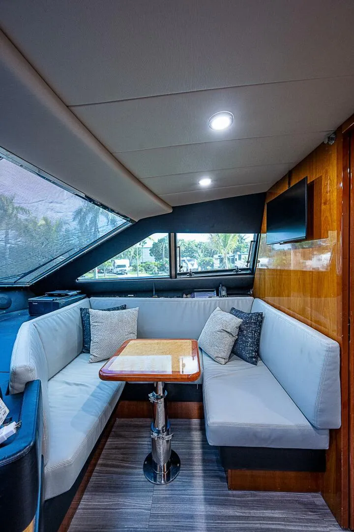 Slide: The Image of Ferretti 830 2006 - 5123109