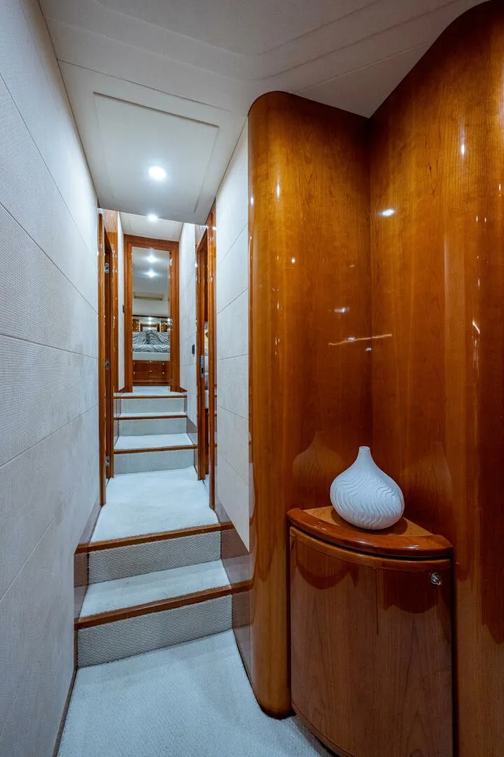 Slide: The Image of Ferretti Yachts 830 2006 - 5123343