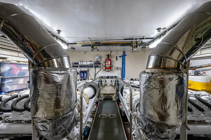 Slide: The Image of Ferretti Yachts 830 2006 - 5123360