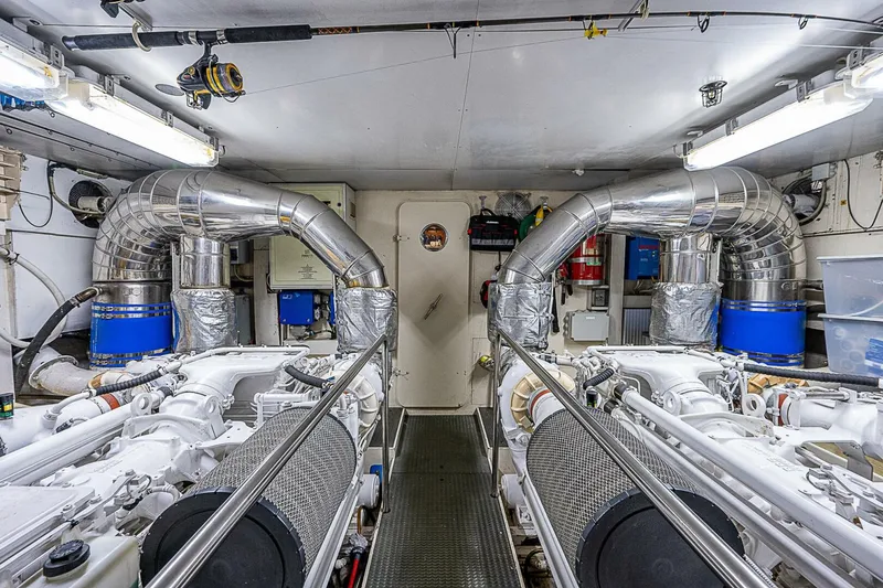 Slide: The Image of Ferretti Yachts 830 2006 - 5123363