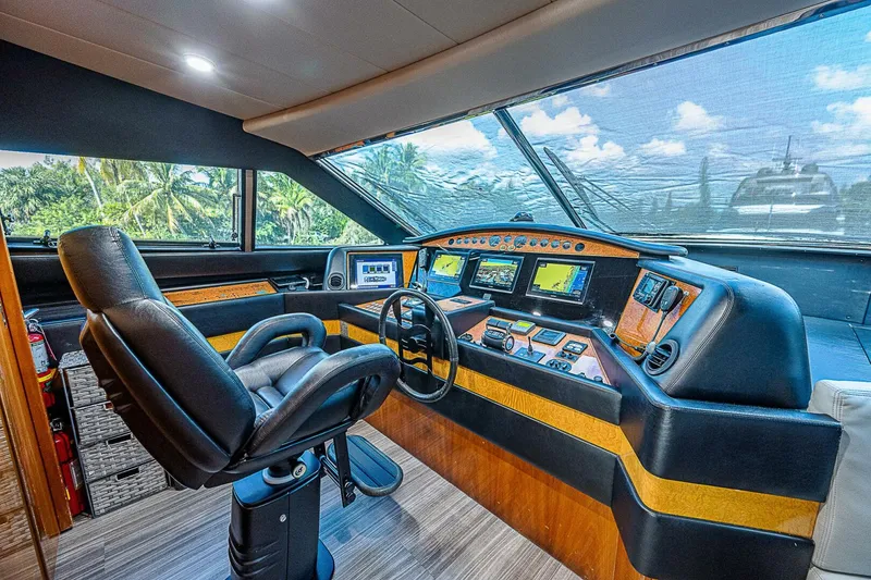 Slide: The Image of Ferretti Yachts 830 2006 - 5123185