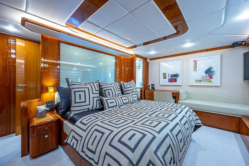 Slide: The Image of Ferretti Yachts 830 2006 - 5123197