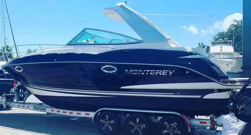 Slide: The Image of Monterey 280 Sport Yacht 2014 - 5107577