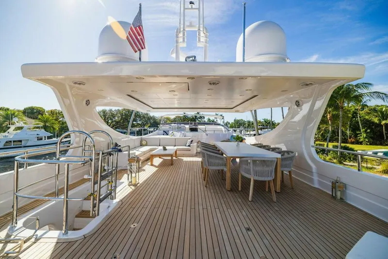 Slide: The Image of Mengi Yay 115 MY 2011 - 5111579