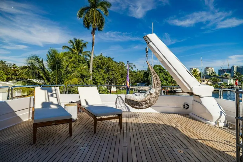 Slide: The Image of Mengi Yay 115 MY 2011 - 5111581