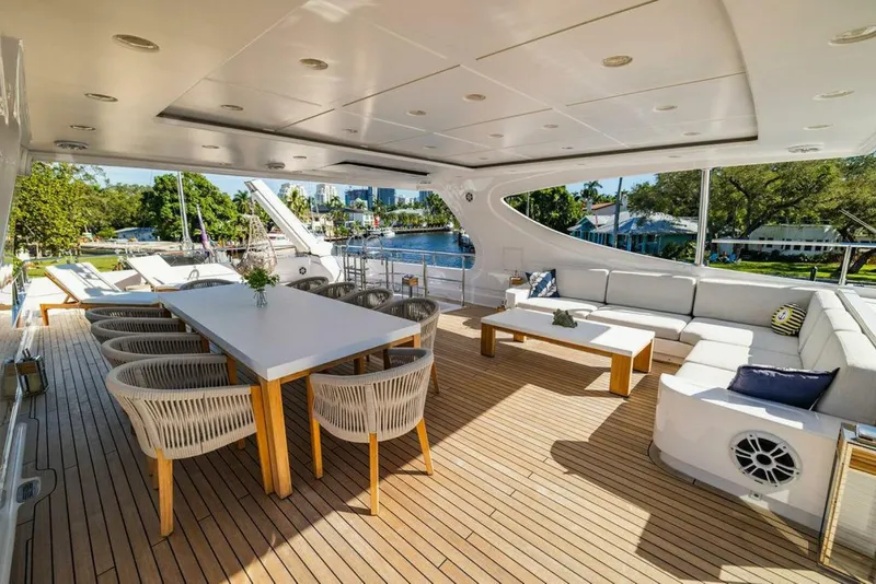 Slide: The Image of Mengi Yay 115 MY 2011 - 5111582