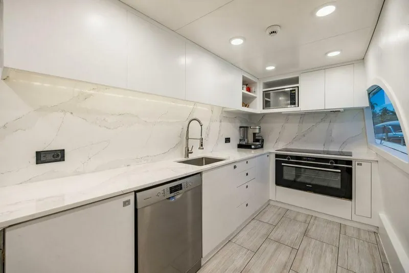 Slide: The Image of Mengi Yay 115 MY 2011 - 5111599