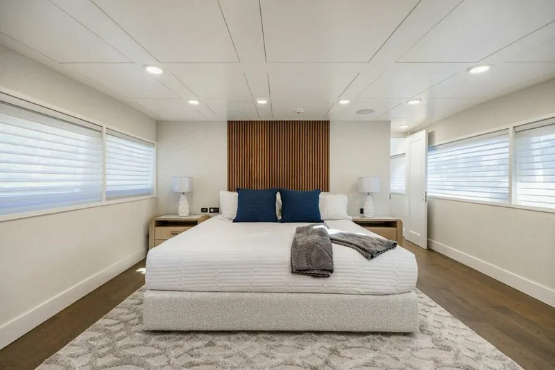 Slide: The Image of Mengi Yay 115 MY 2011 - 5111601