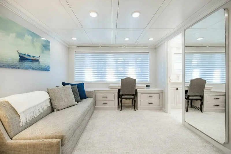 Slide: The Image of Mengi Yay 115 MY 2011 - 5111609