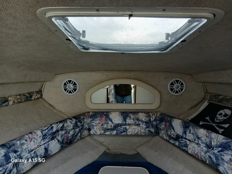 Slide: The Image of Sea Ray 24 1997 - 5110118