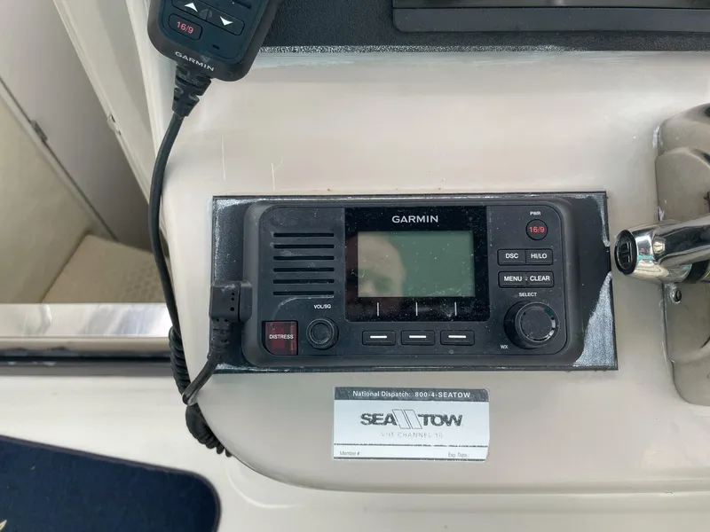 Slide: The Image of HF Radio - 5108911