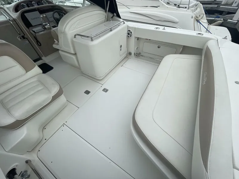Slide: The Image of Transom Bench - 5108888