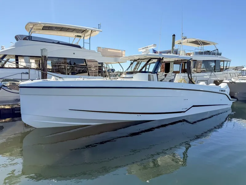 Slide: The Image of Wellcraft 38 T-Top 2026 - 5781330