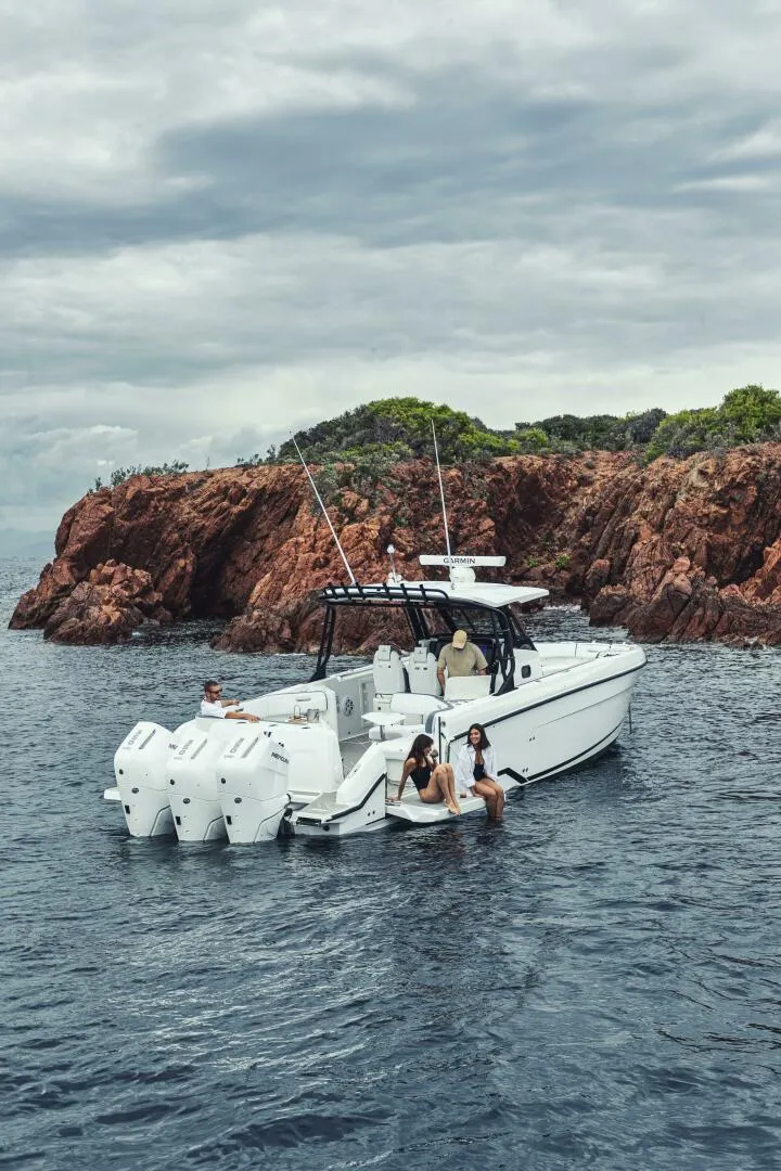 Slide: The Image of 2025 Wellcraft 38 T-Top - 5109067