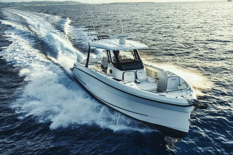 Slide: The Image of 2025 Wellcraft 38 T-Top - 5109073